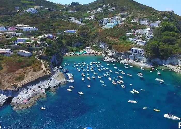 Maga Circe Apartament Ponza